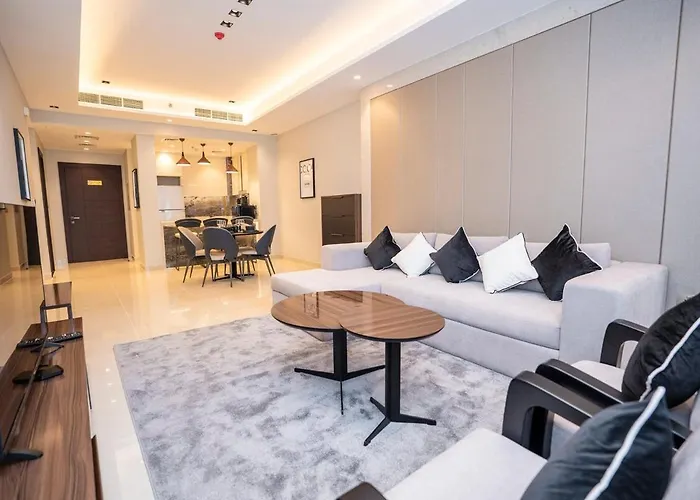 Elegant 2Br Apt Nobles Tower With Pool And Gym