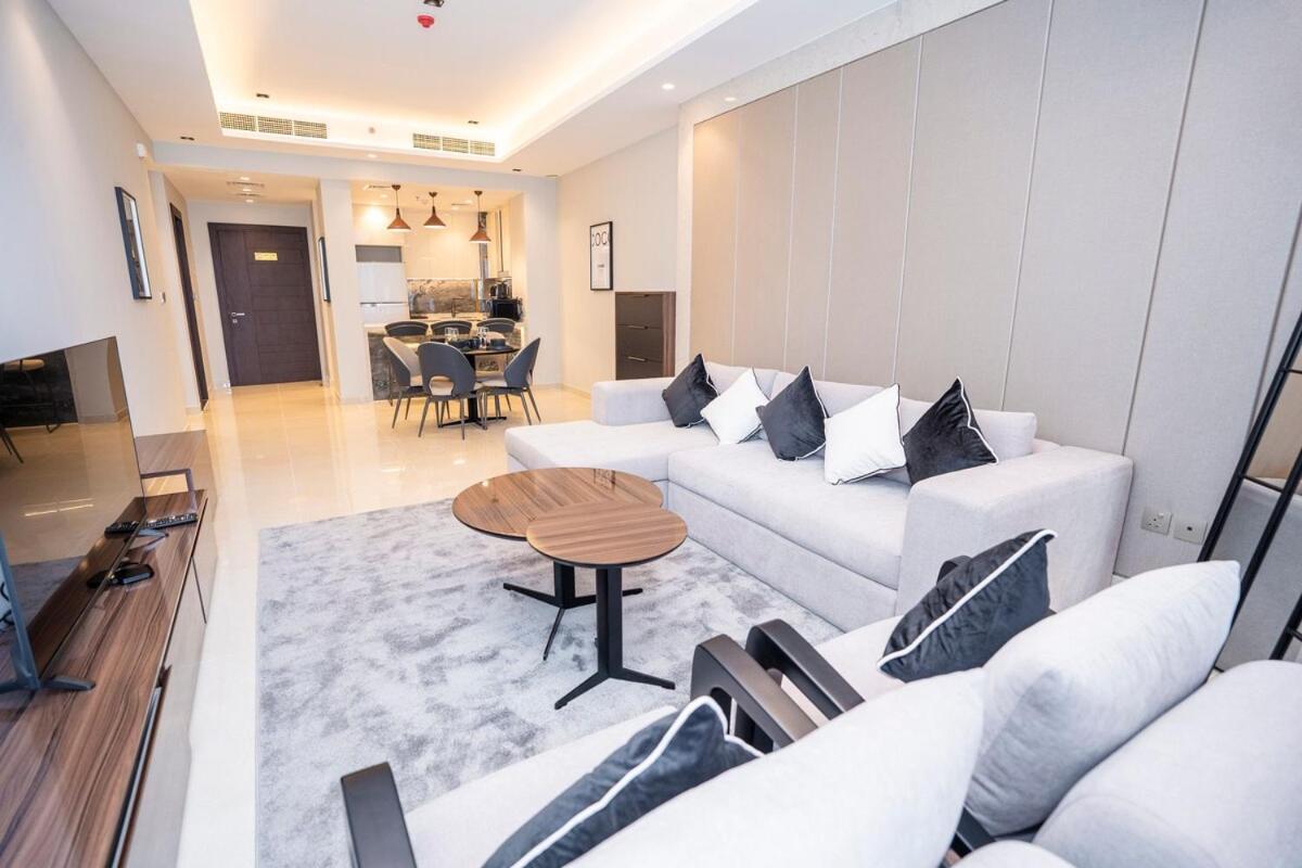 Elegant 2br Nobles Tower With Pool And Gym * Dubai