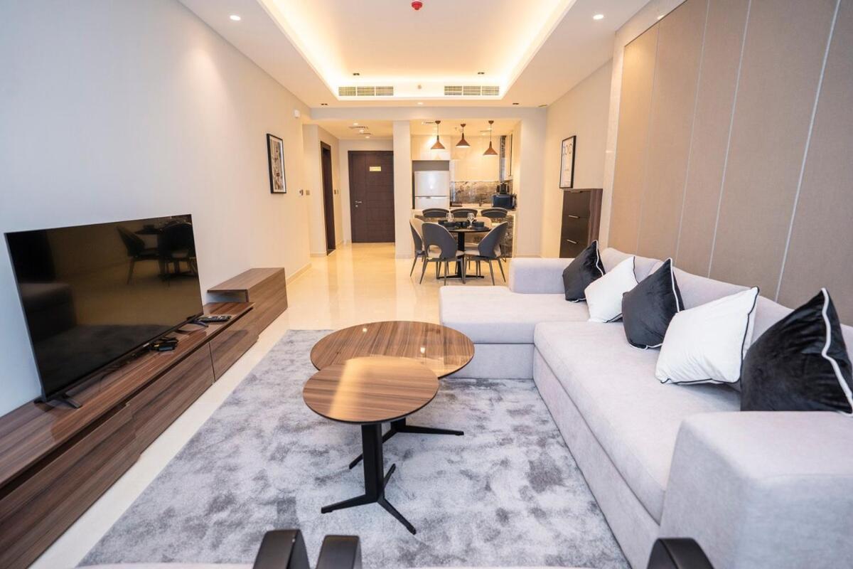 Appartement Elegant 2br Nobles Tower With Pool And Gym *